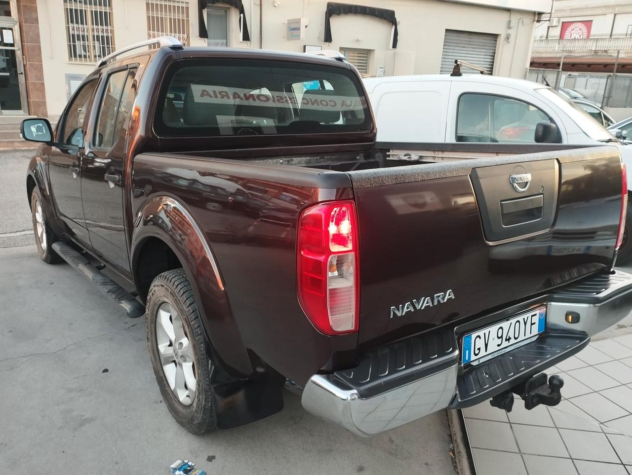 Nissan Navara 2.5 dCi 190CV 4 porte Double Cab LE