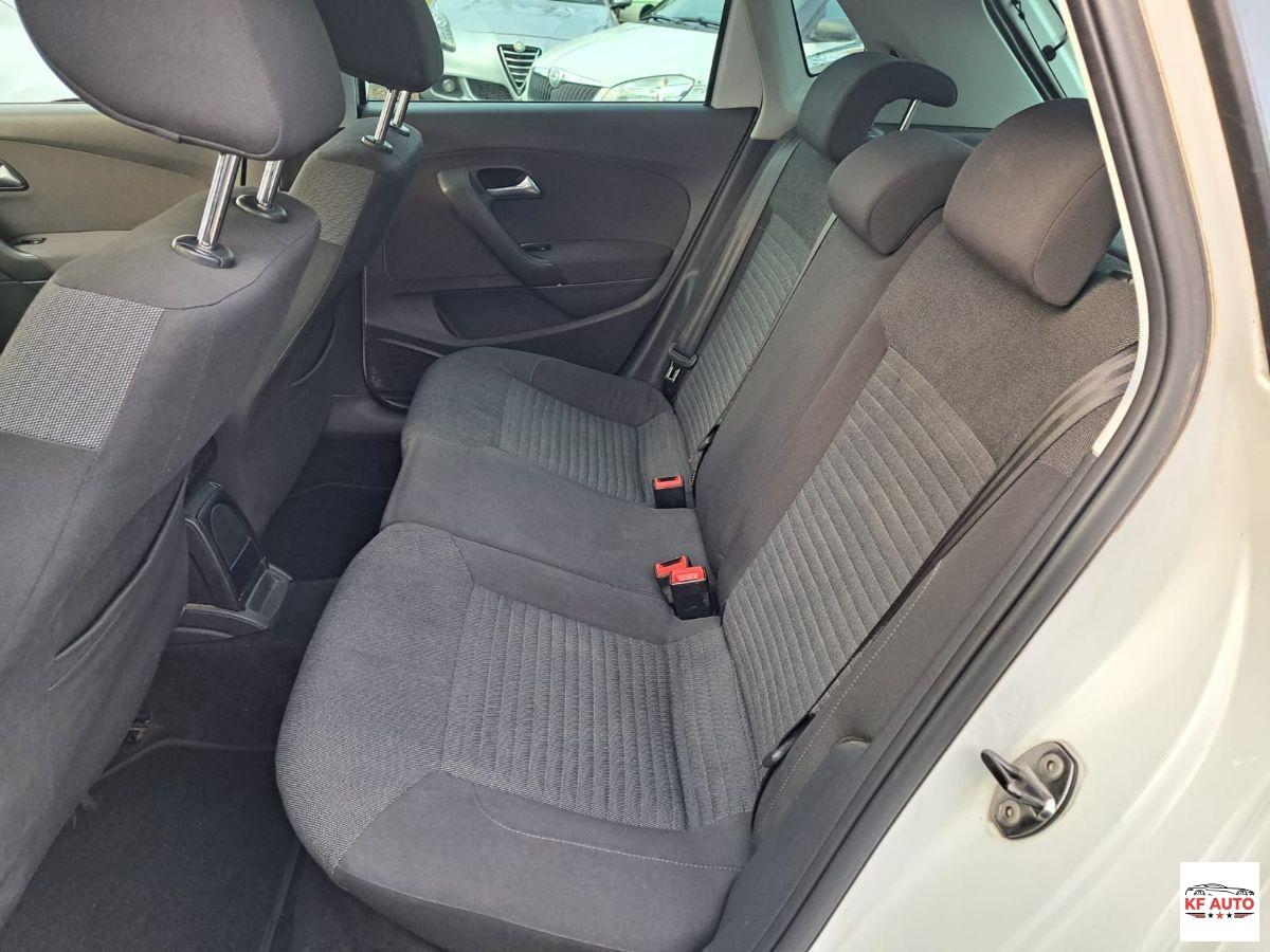 VOLKSWAGEN - Polo 1.2 Comfortline 70cv 5p