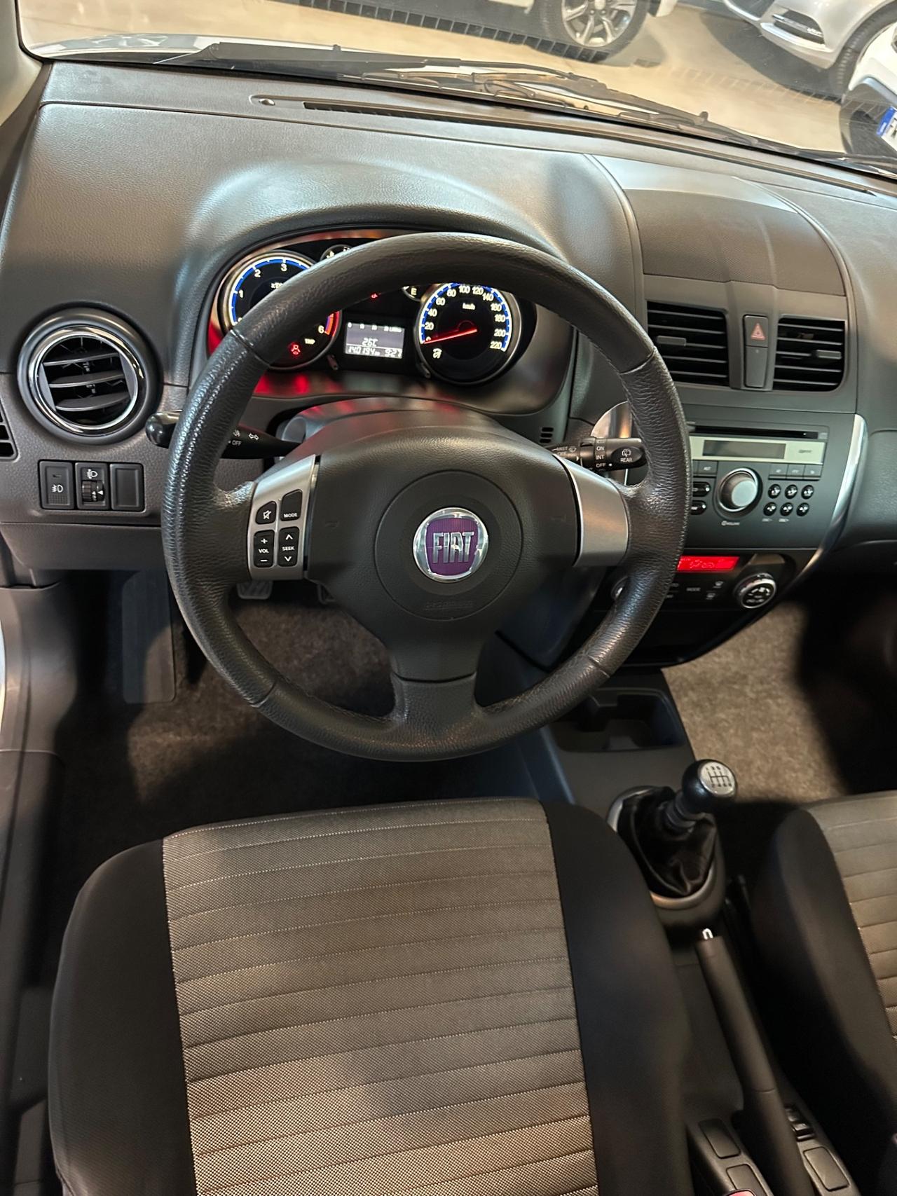 Fiat Sedici 2.0 MJT 16V DPF 4x4 Experience