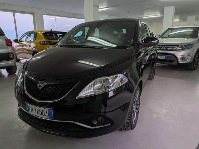 Lancia Ypsilon Ypsilon III 2015 1.2 Gold ecochic Gpl 69cv
