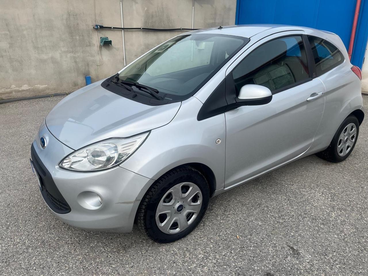 Ford ka 1.2 benz .-full opt-2013