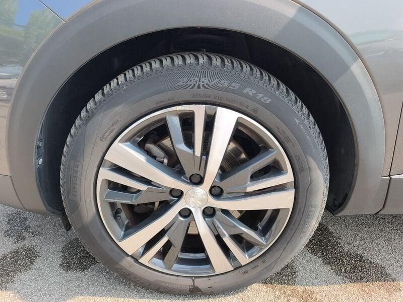 Peugeot 3008 II 2021 1.6 hybrid phev Allure 225cv e-eat8