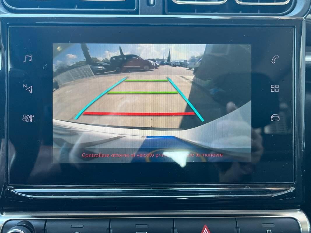 Citroen C3 1.2 puretech Shine s&s 110cv