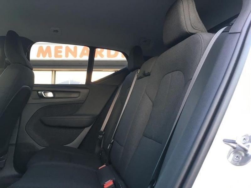 Volvo XC40 B3 automatico Essential 12.485 KM!! PARI NUOVO