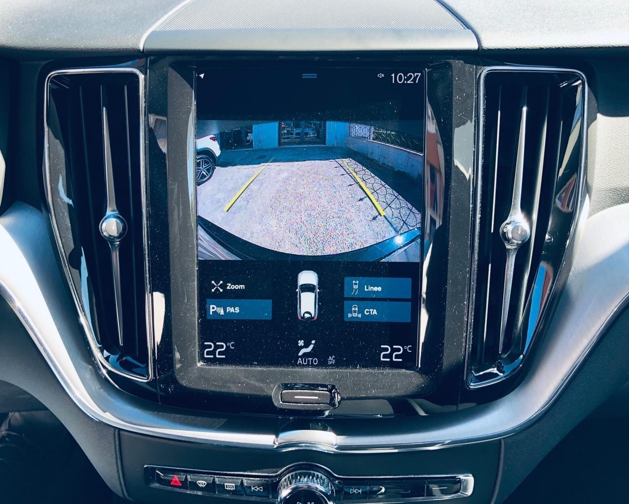 Volvo XC60 B4 D HYRBID TELECAMERA AWD 70MILAKM