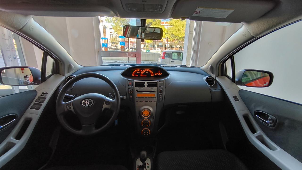 Toyota Yaris 1.3 5 porte M-MT Sol