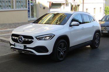 MERCEDES GLA 200 d Automatic Sport