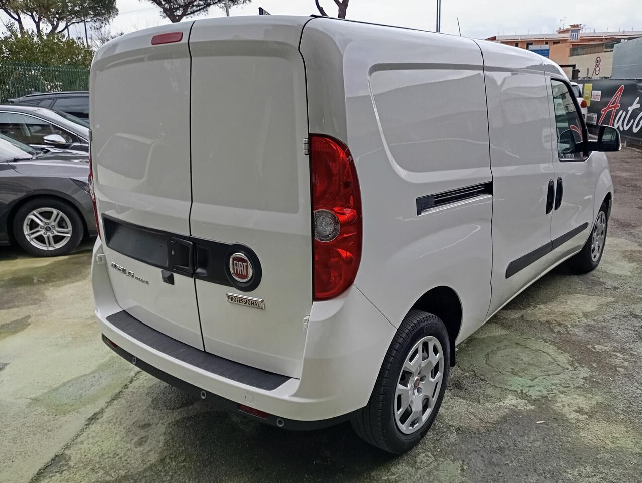 Fiat Doblo C. Maxi 1.6 Mjet 105CV Lounge 3 Posti