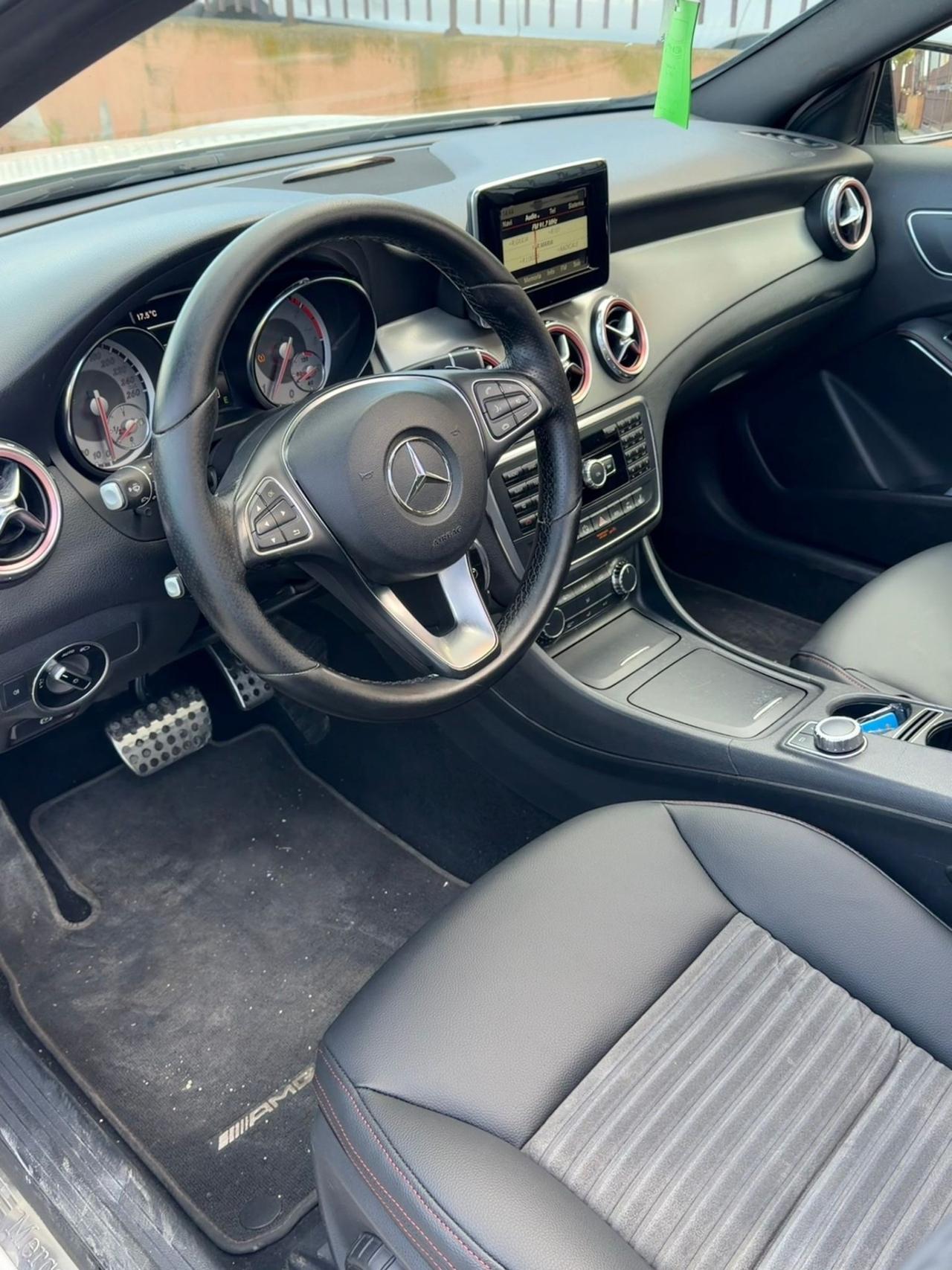 Mercedes-benz GLA 200 CDI Automatic Premium