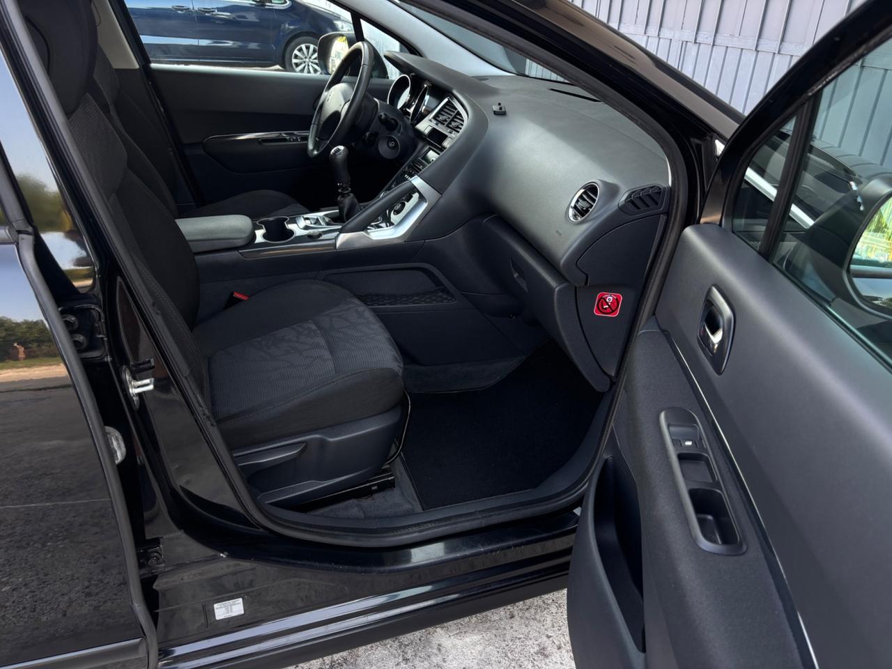 Peugeot 3008 1.6 HDi. Garanzia 12mesi. Neopatentati