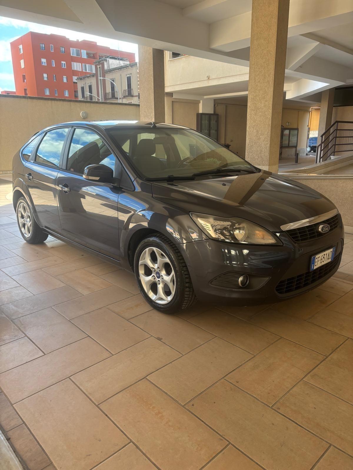 Ford Focus 1.6 TDCi (110CV) 5p. Tit. DPF
