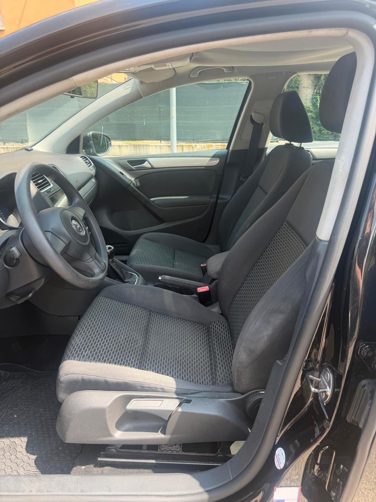 Volkswagen Golf 1.4 Gpl - NEOPATENTATI - 12 MESI DI GARANZIA -