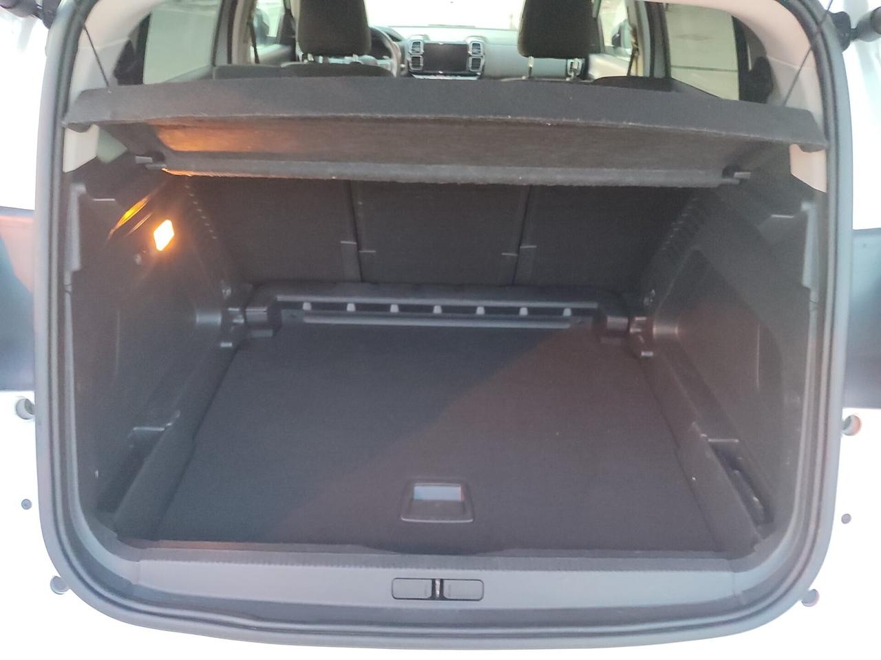 C5 Aircross 1.5 Bluehdi SHINE 130CV SUPER FULL !!