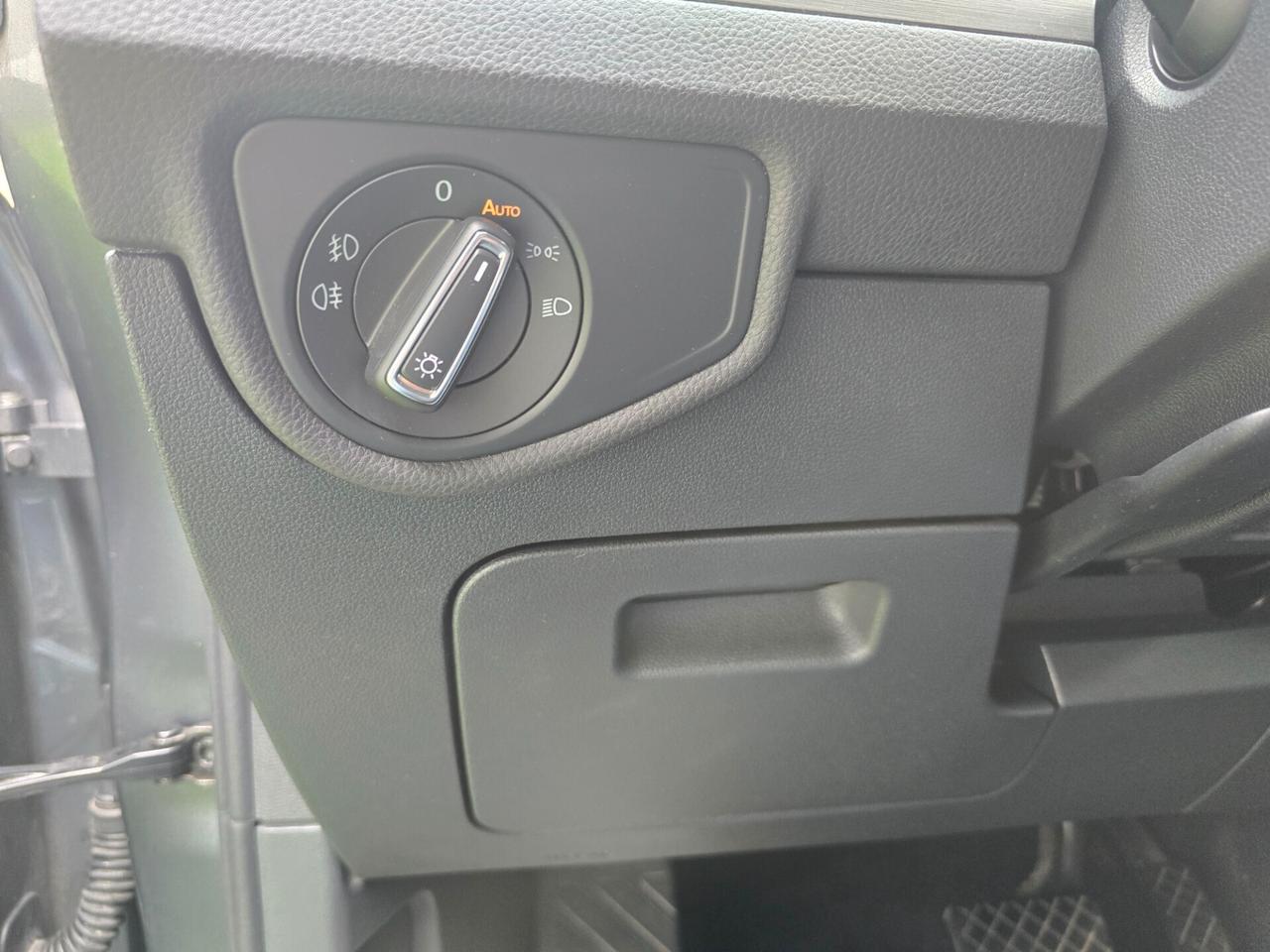 VW Touran 1.6 TDI 115 CV DSG 150000KM 5POSTI-2018