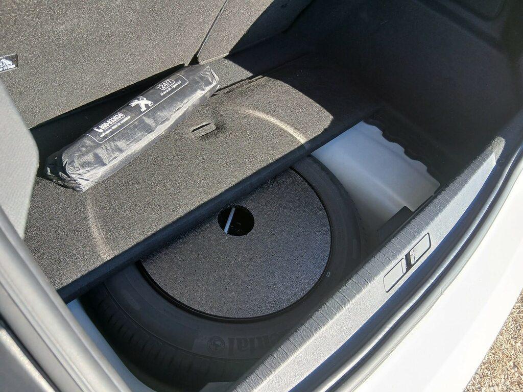 Peugeot 208 5 Porte 1.2 PureTech Allure Navi Pack