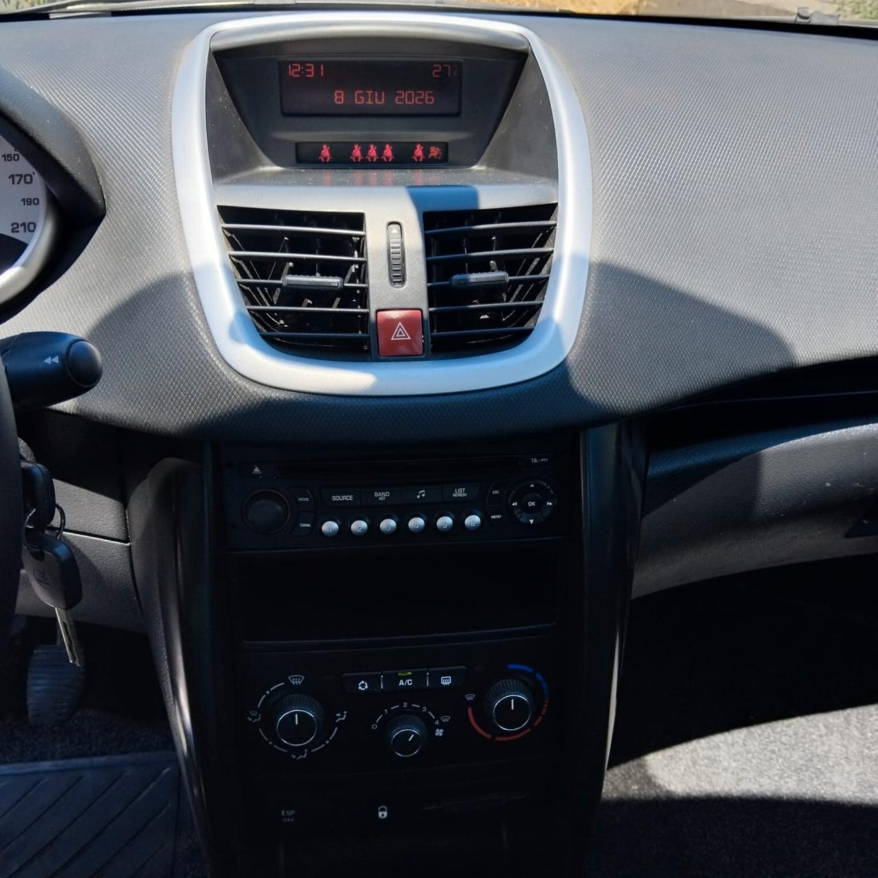 Peugeot 207 1.4 HDi 70CV 5p. XS