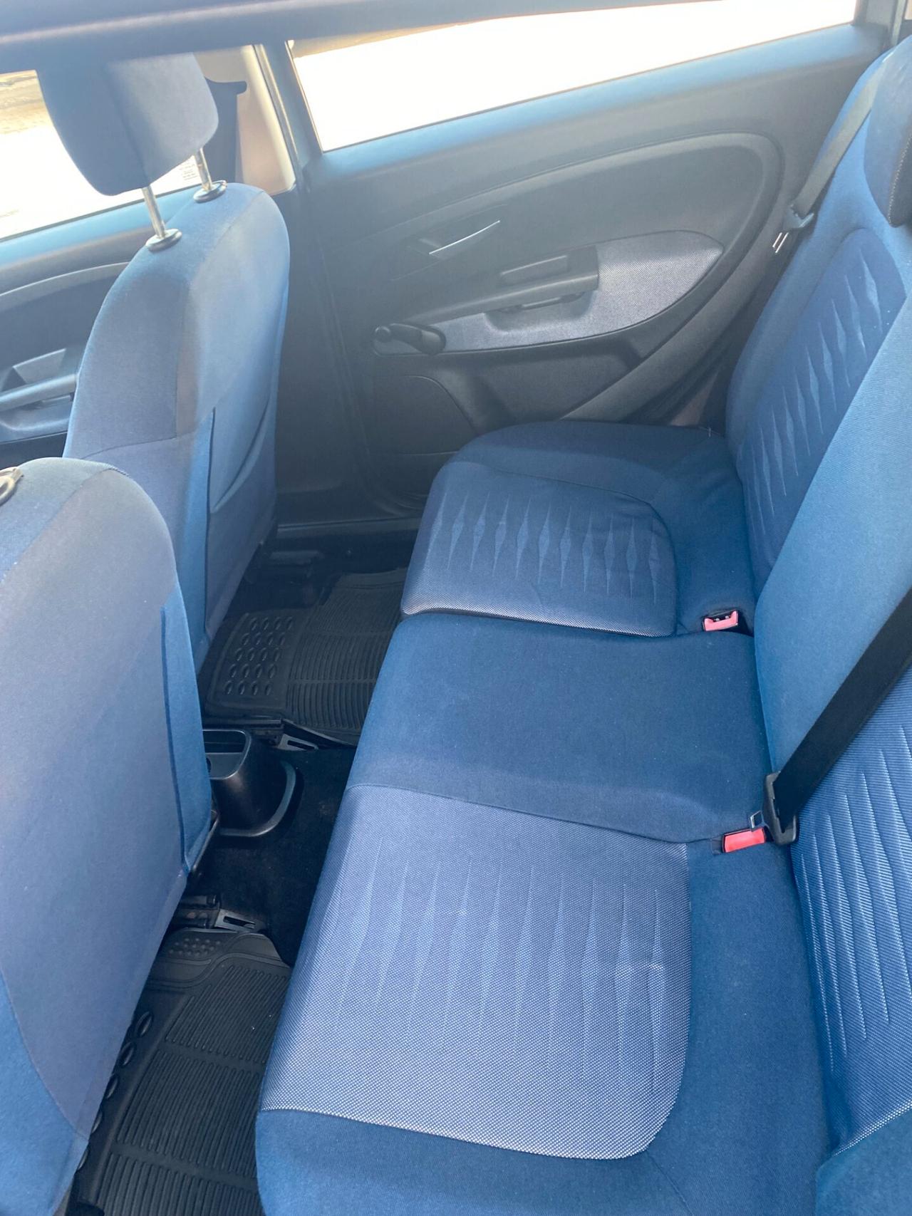 Fiat Grande Punto 1.3 MJT 75 CV 5 porte Dynamic