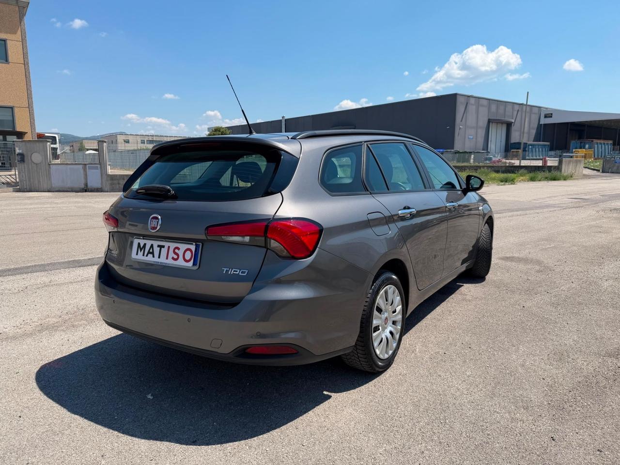Fiat Tipo 1.4 SW Lounge con GARANZIA 12 m