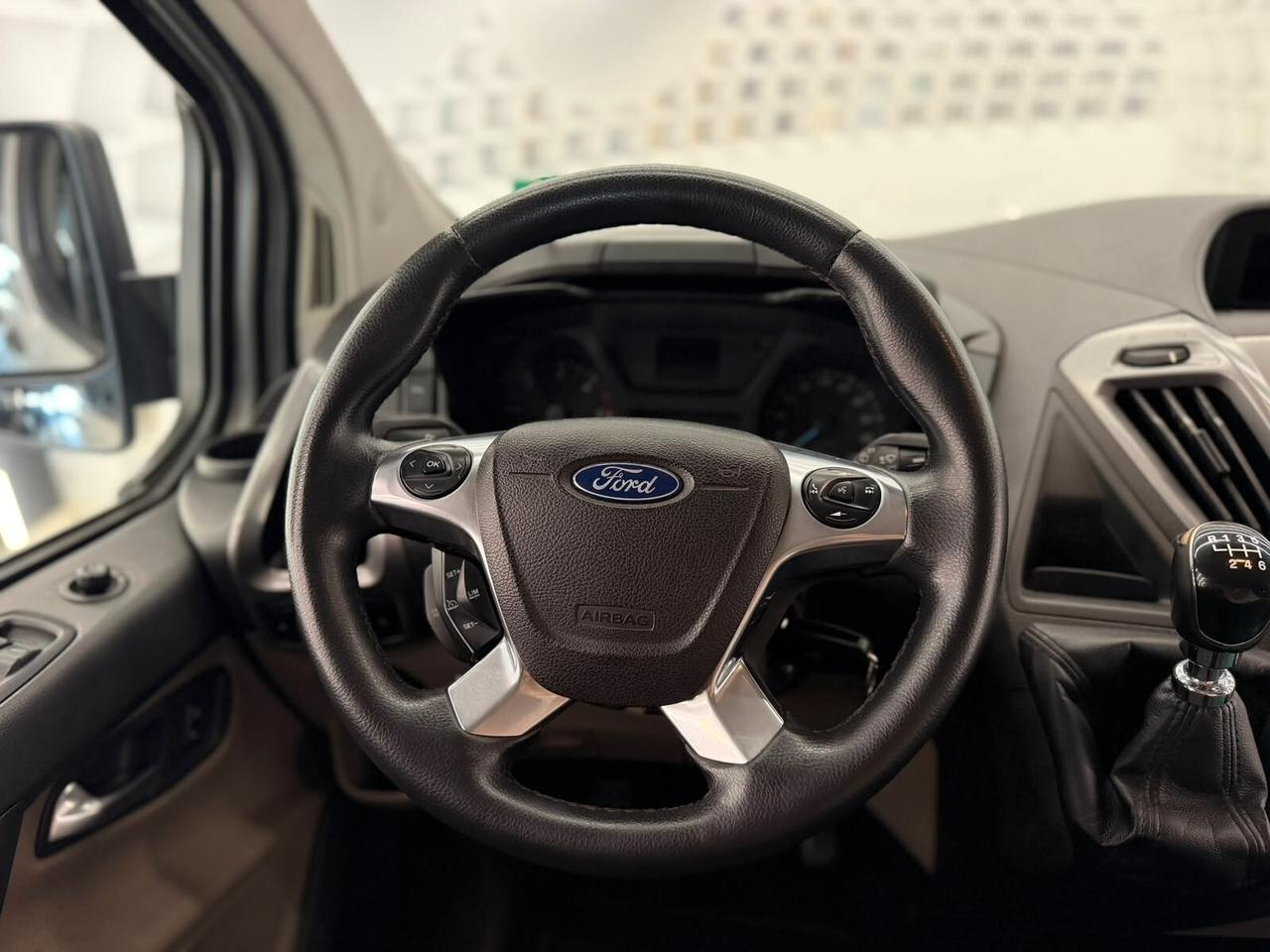Ford Tourneo Custom 2.0 TDCi 130CV -KM CERTIFICATI-PERMUTE-12 MESI GARANZIA