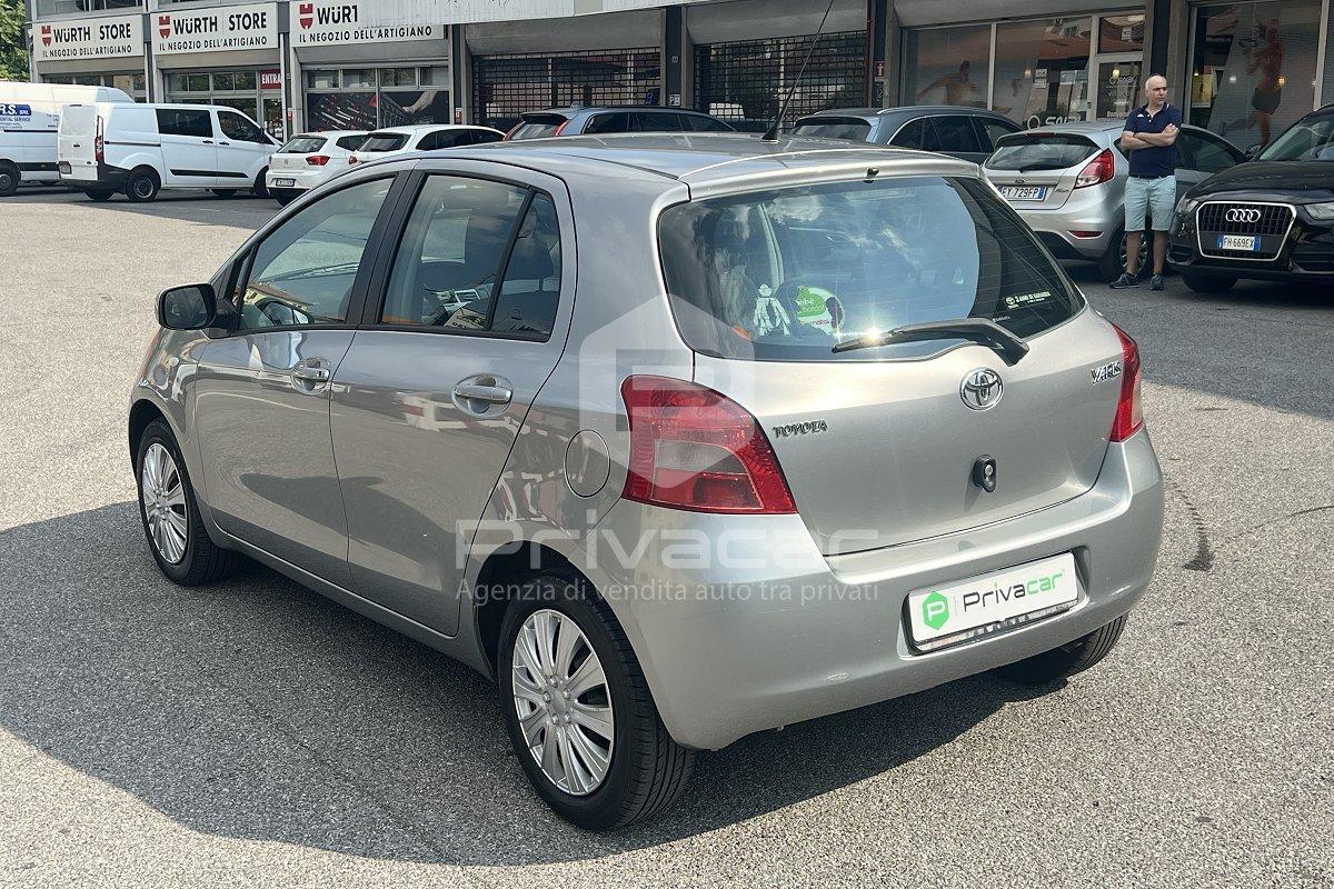TOYOTA Yaris 1.0 5 porte Sol