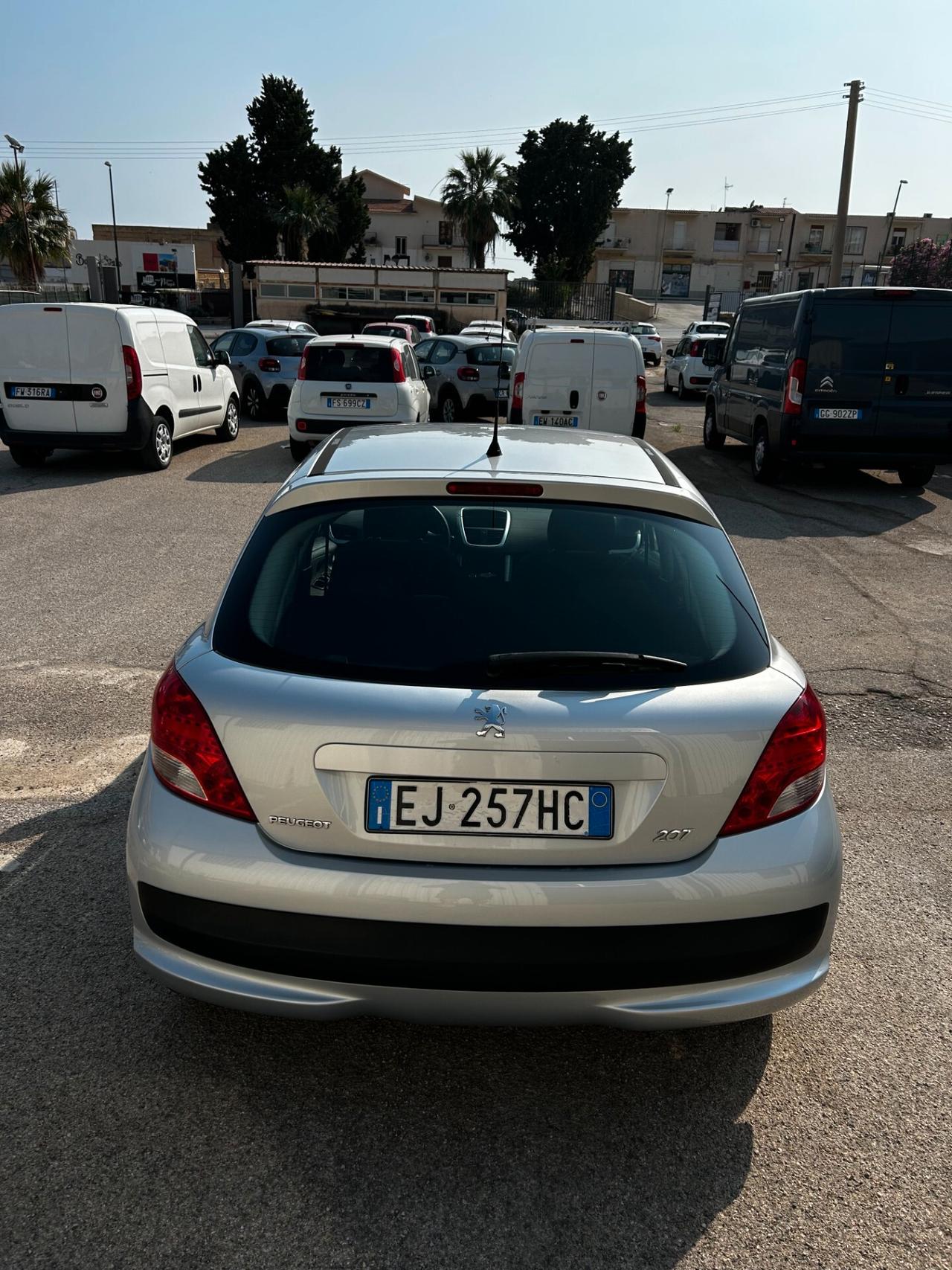 Peugeot 207 1.4 HDi 70CV 5p. Energie