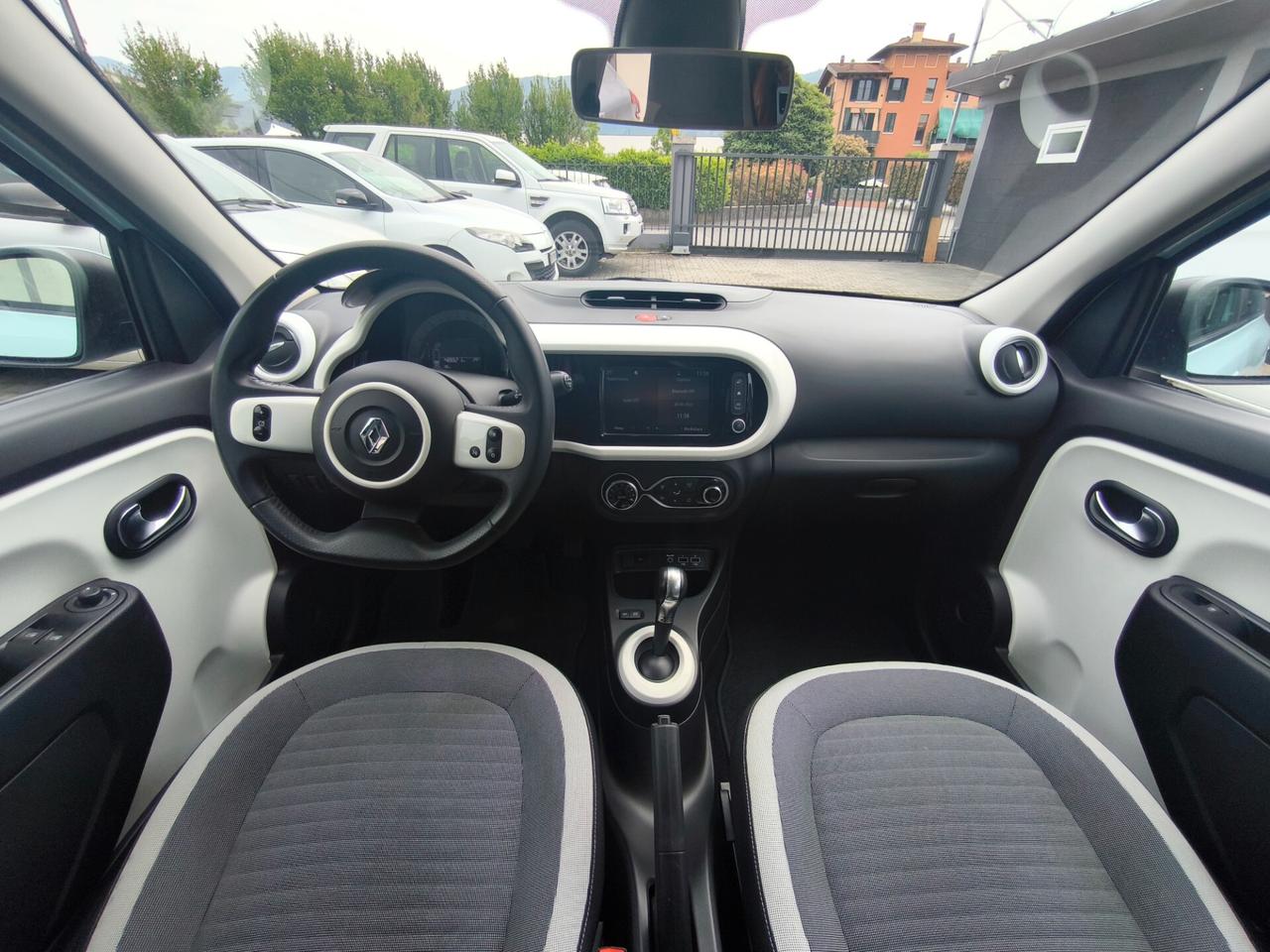 TWINGO ZEN ELETRIC-KM 48000-UNIPROPRIETARIO