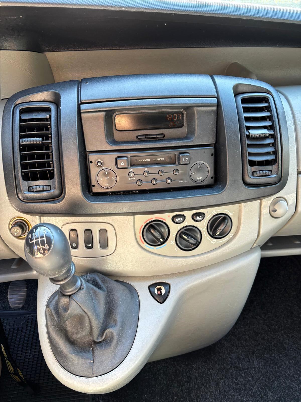 Renault Trafic 1.9 dCi IVA compresa