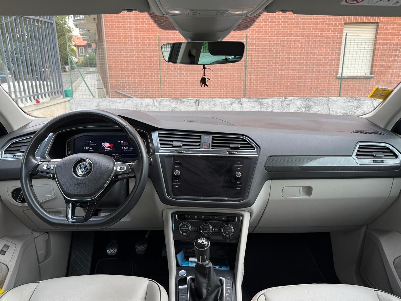 Volkswagen Tiguan 1.5 TSI Sport ACT BlueMotion Technology