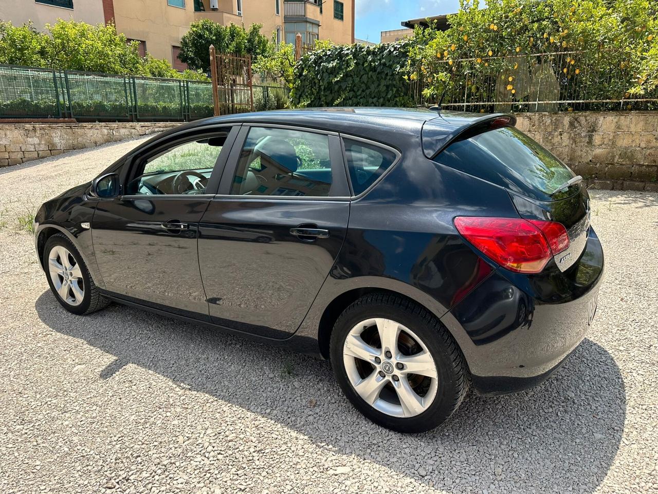 Opel Astra 1.7 CDTI 110CV 5 porte Cosmo