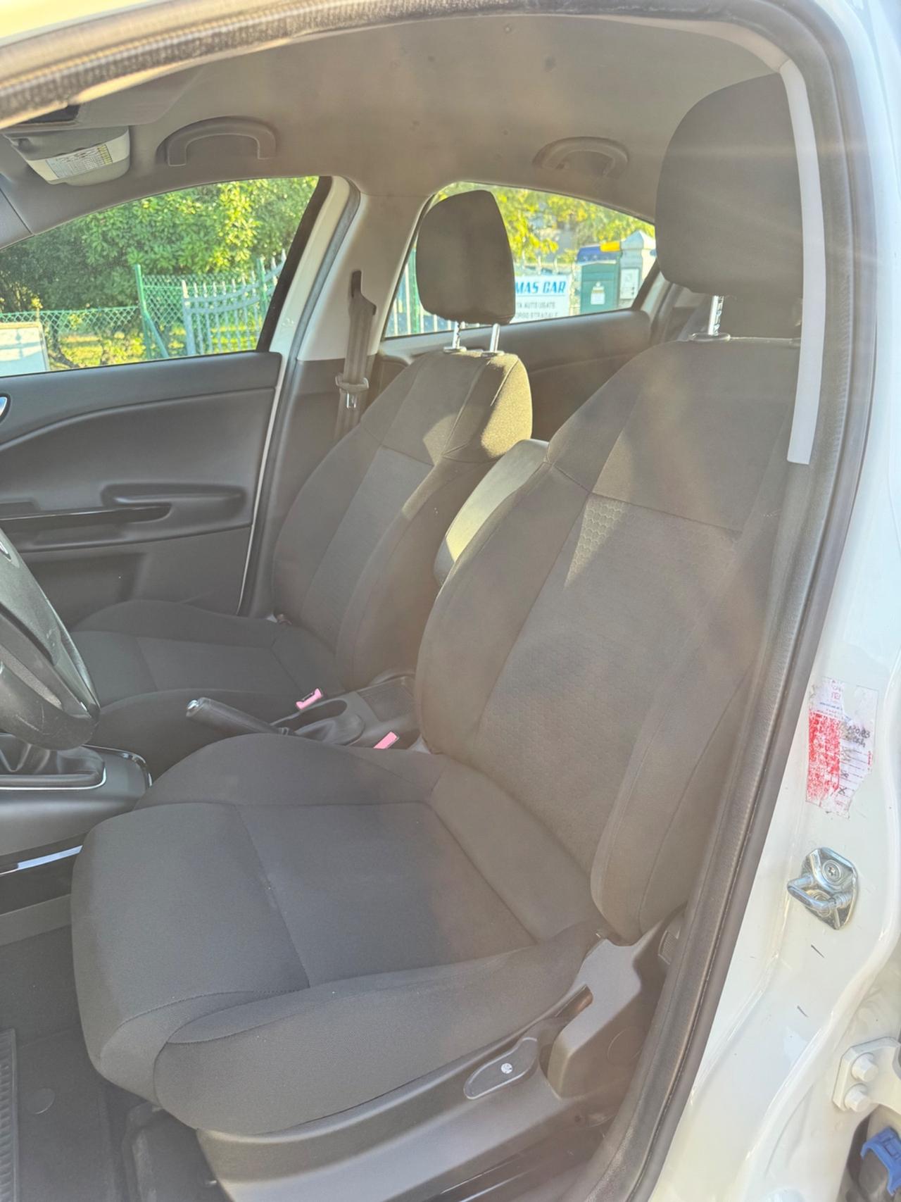 Alfa Romeo Giulietta 1.4 Turbo 120 CV GPL Distinctive