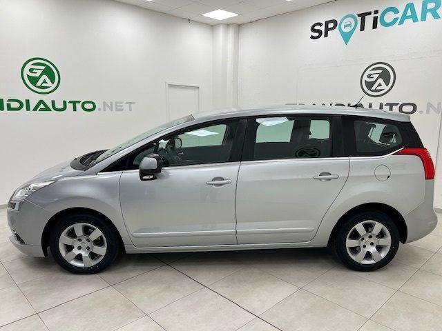 PEUGEOT 5008 I - 1.6 hdi 8v Active 115cv