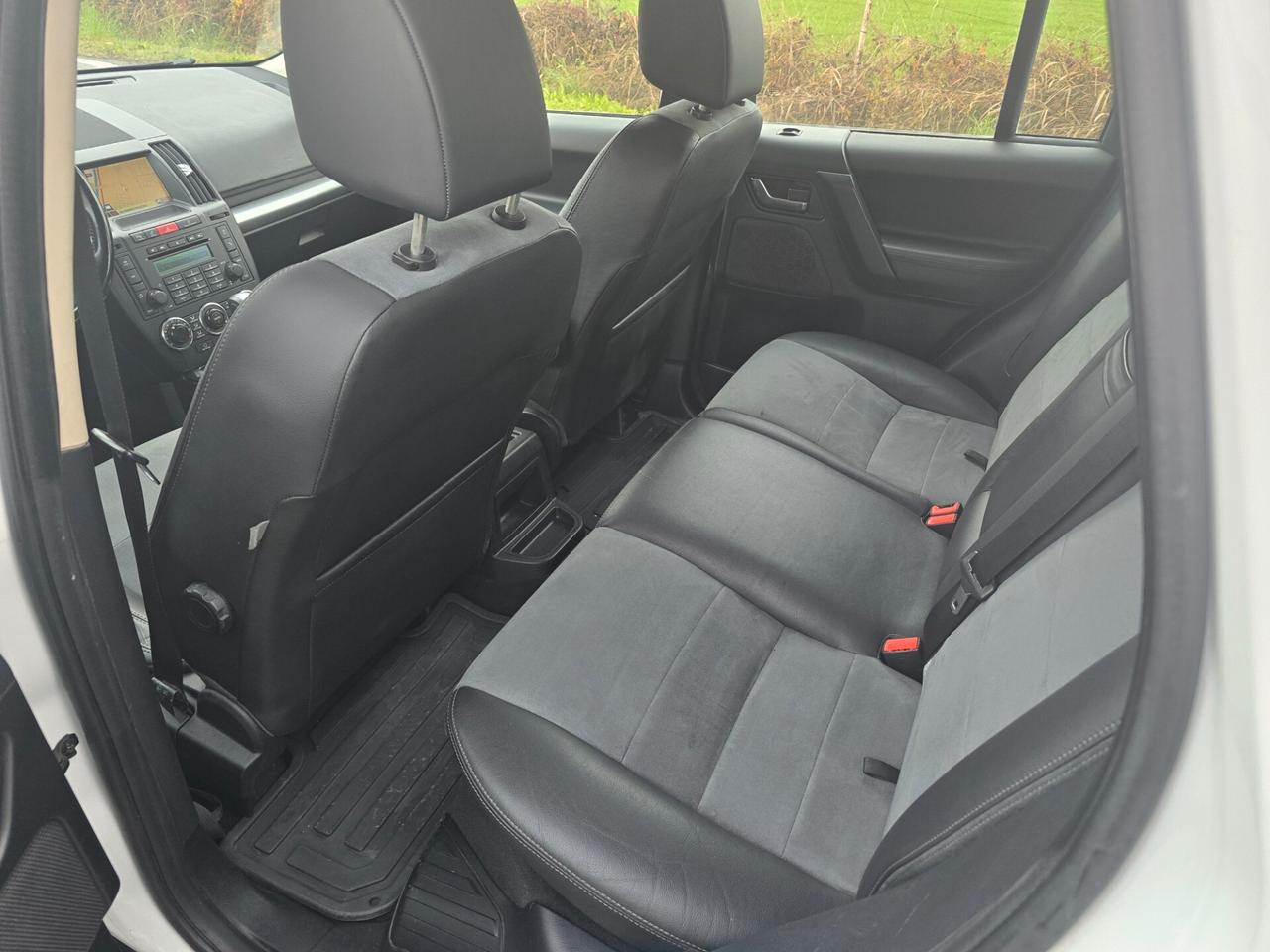 LAND ROVER FREELANDER 4×4 AUTOMATICO