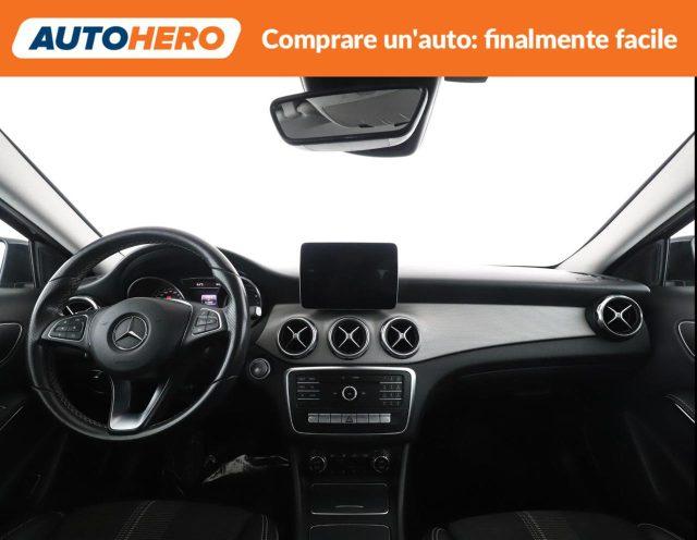 MERCEDES-BENZ GLA 200 d Automatic Sport