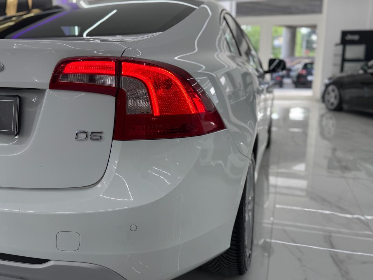 Volvo S60 D5 Geartronic Summum Full Optional