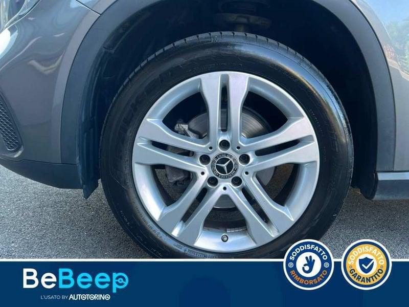 Mercedes-Benz GLA 200 D SPORT 4MATIC AUTO