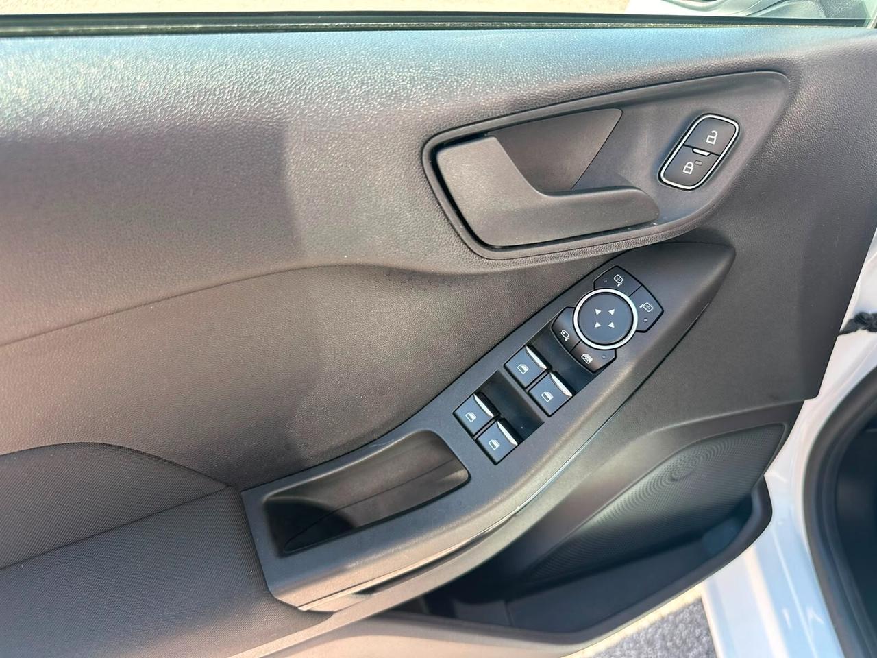 Ford Fiesta 1.5 EcoBlue 5 porte Connect Business