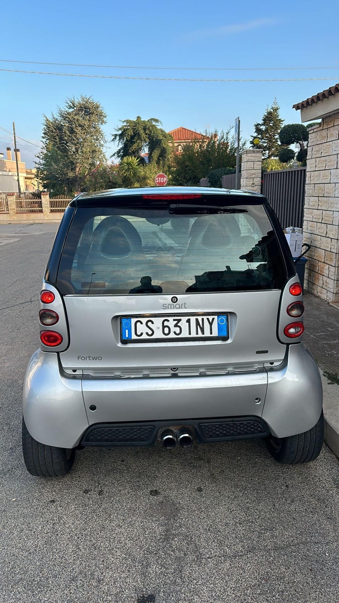 Smart ForTwo 700 coupé Brabus (55 kW)