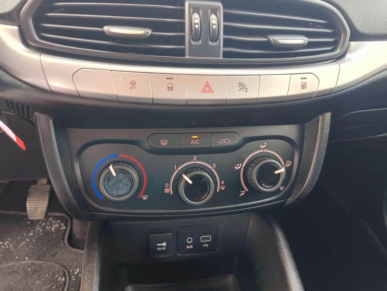 Fiat Tipo 1.4 T-Jet 120CV GPL 5 porte Easy