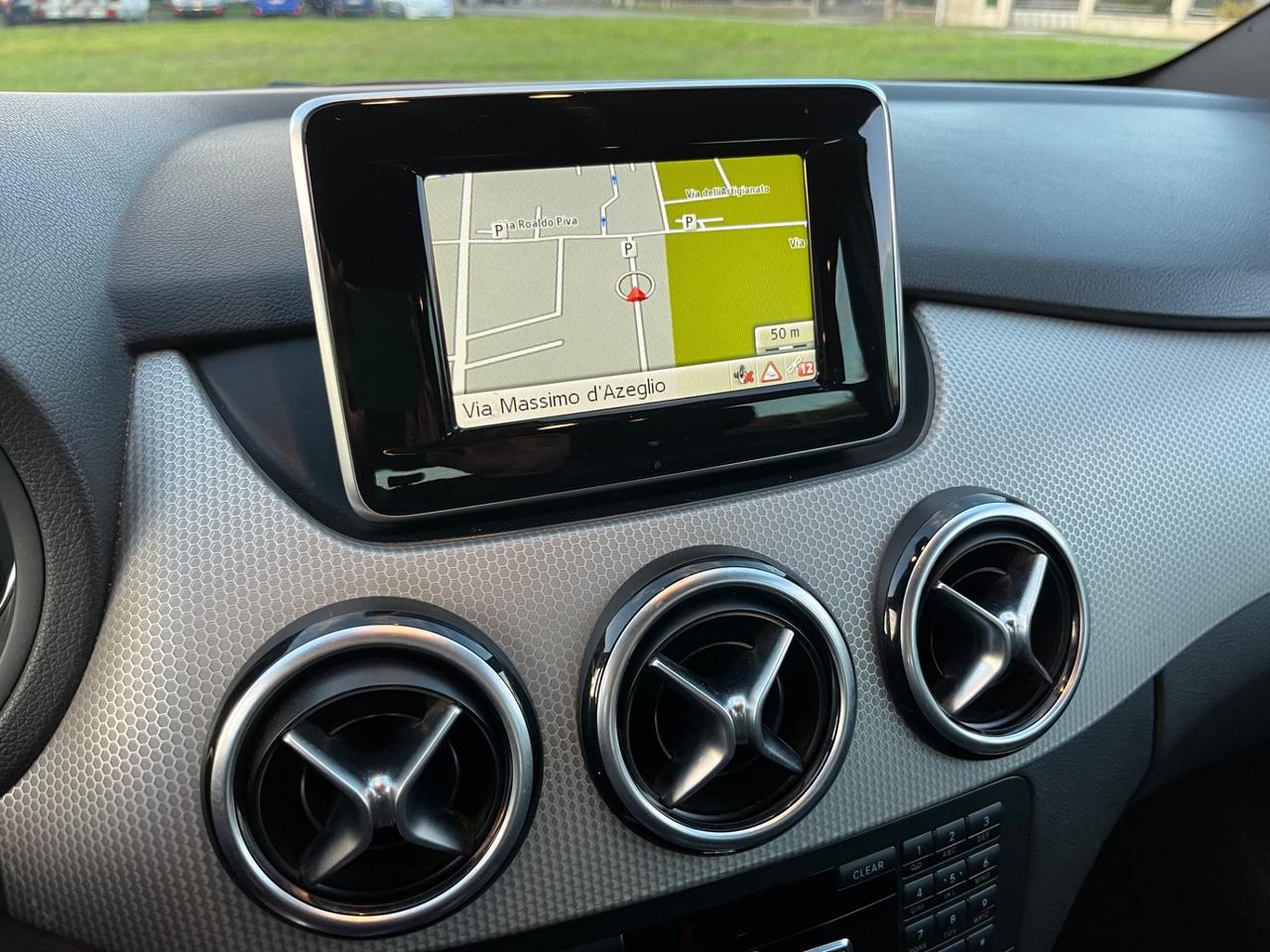 Mercedes-benz B 180 CDI 2013 - PREMIUM —-