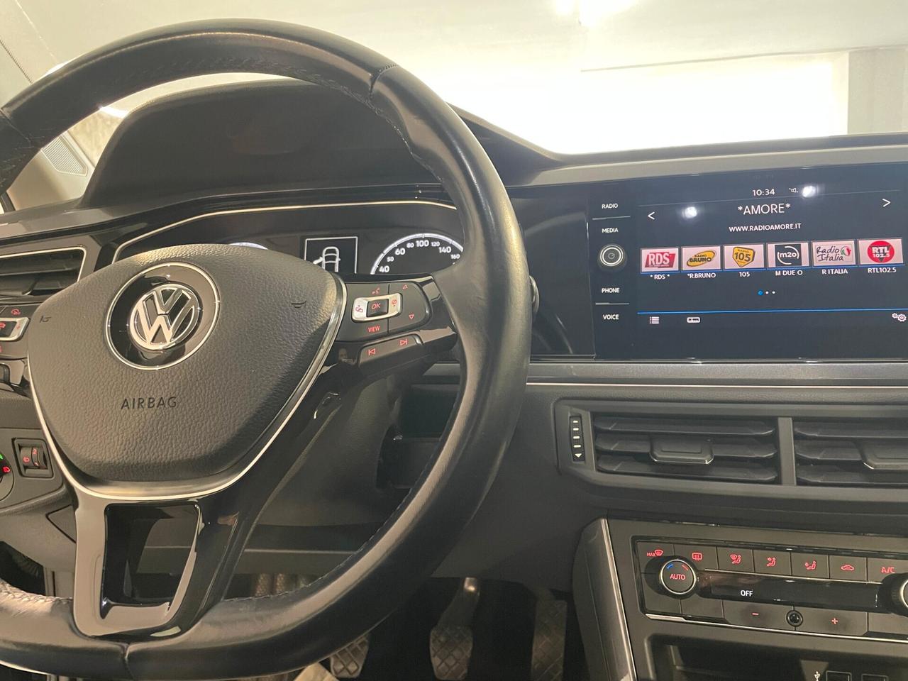 VOLKSWAGEN POLO 2018 1.0 TGI 90 CV R-LINE X NEOPATENTATI