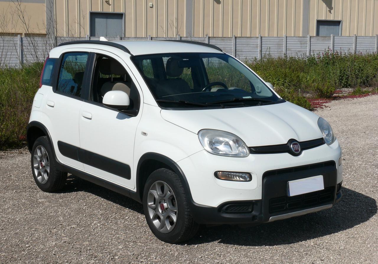 Fiat Panda 1.3 MJT 95 CV S&S Trekking