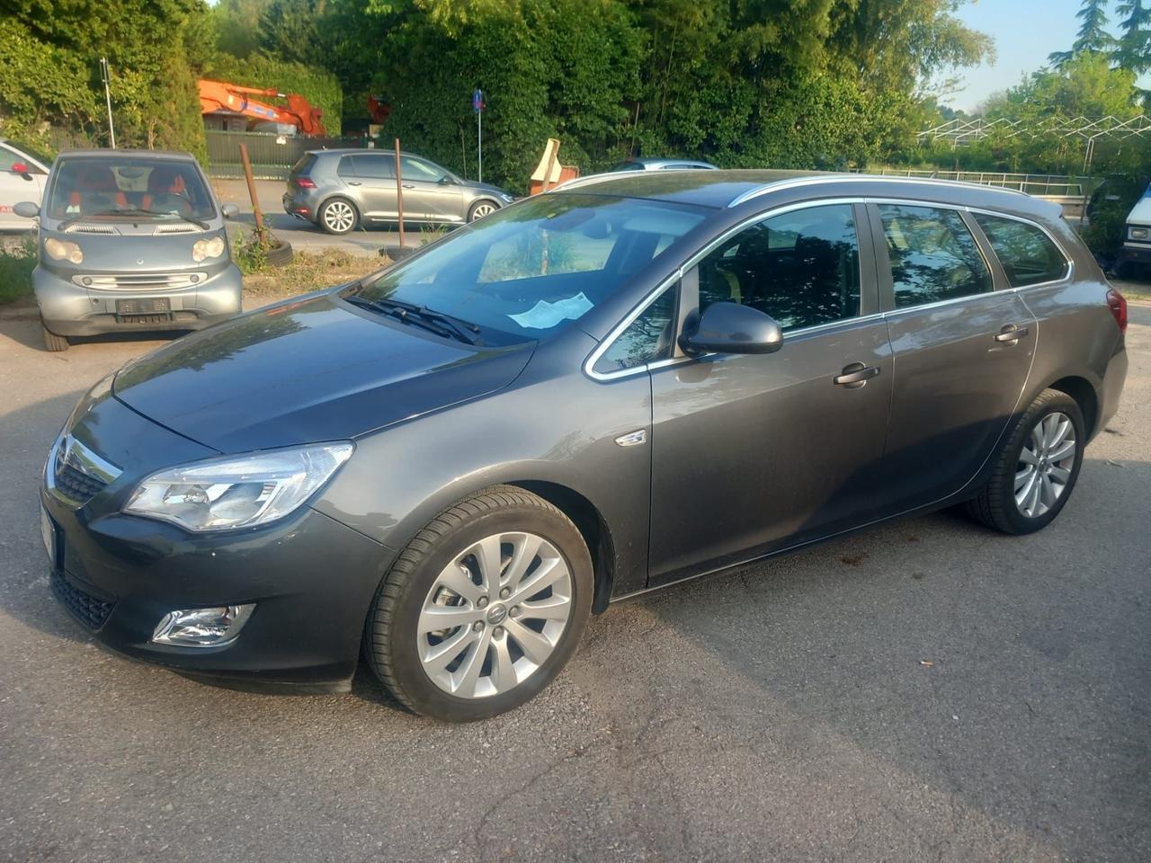 Opel Astra 1.7 CDTI 110CV Sports Tourer Cosmo