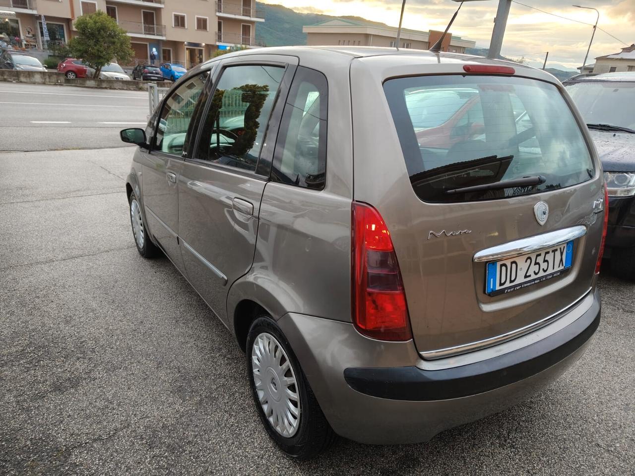 Lancia MUSA 1.3 Multijet 16V Argento