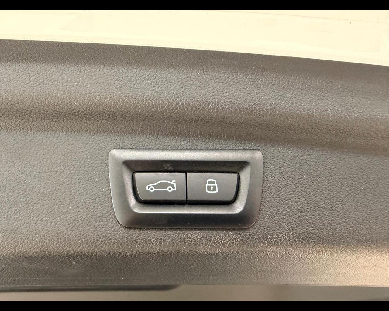 BMW Serie 2 A.T. (U06) - 218d Active Tourer Luxury