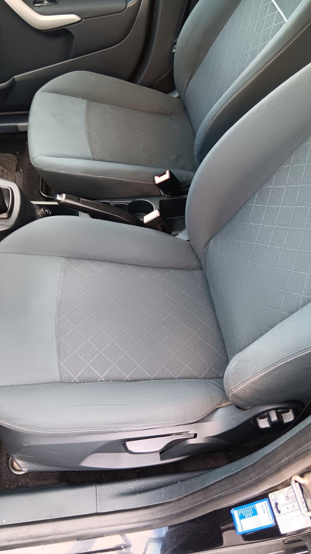 Ford Fiesta 1.4 TDCi 70CV 5 porte Titanium