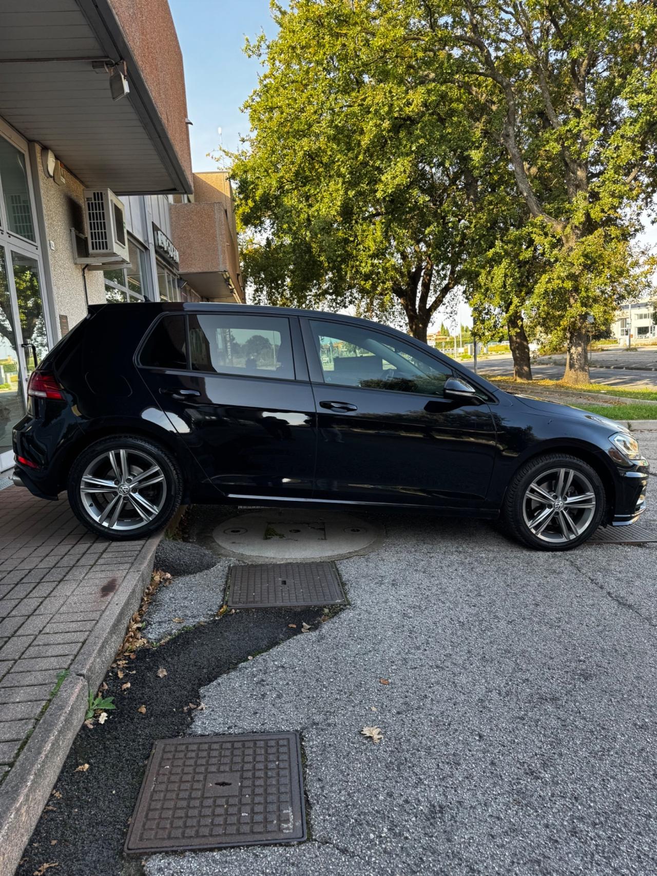 Volkswagen Golf 2.0 TDI 5p. Executive BlueMotion Technology