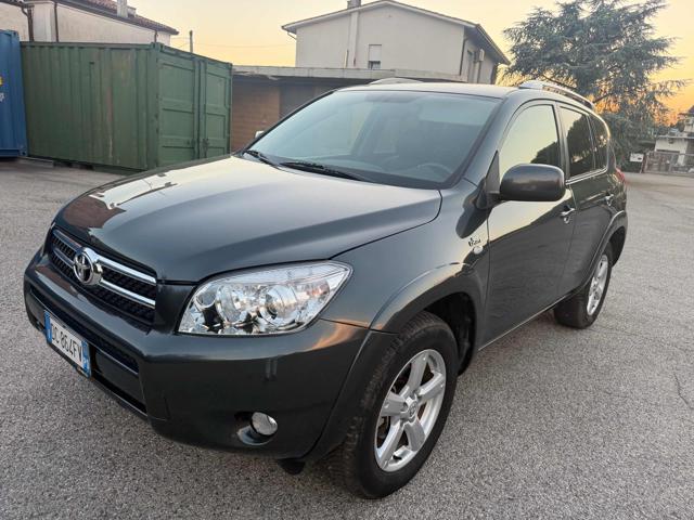 TOYOTA RAV 4 MY23 RAV4 2.2 D-4D 177 CV Luxury