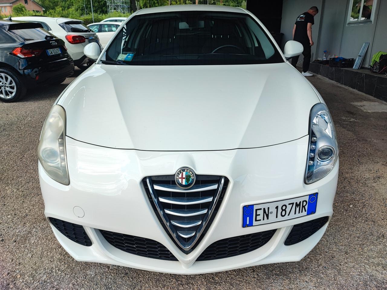 Alfa Romeo Giulietta 1.6 JTDm-2 105 CV Distinctive