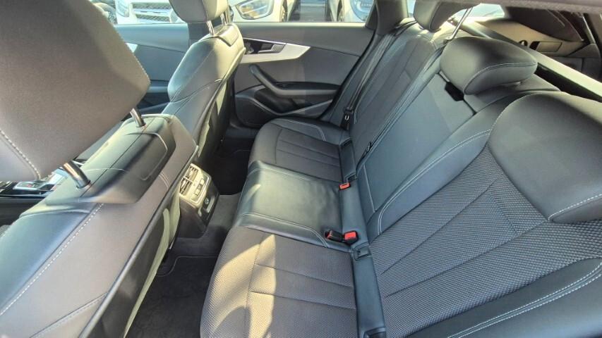 Audi A4 Avant 35 TDI/163 CV S tronic S-LINE - 2022