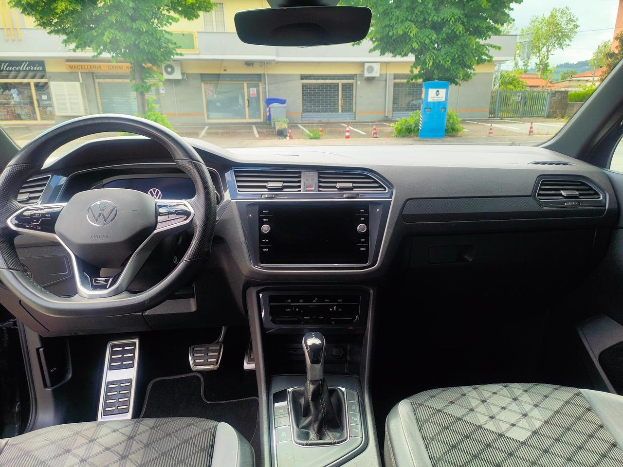 Volkswagen Tiguan 2.0 TDI 150 CV SCR DSG R-Line